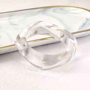 Liquid Lucite Bangle Bracelet Clear Wavy Molten Geometric Chunky N13